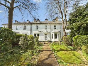 Photo 34- click for photo gallery